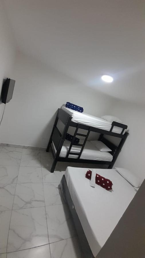 Apartahotel Malaga เมเดยิน ภายนอก รูปภาพ